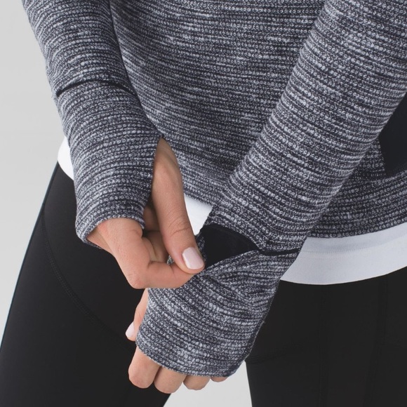 Lululemon Think Fast Long Sleeve Grey Pattern Sweater - Picture 3 of 16